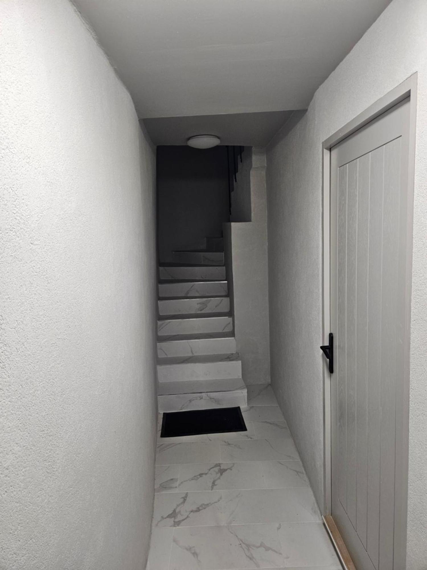 Apartamento T2 Chaleureux, Calme Et Entierement Renove. Béziers Exterior foto